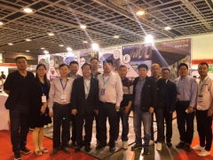 中国塑协塑木专委会携塑木行业企业齐聚2018中国国际塑料展