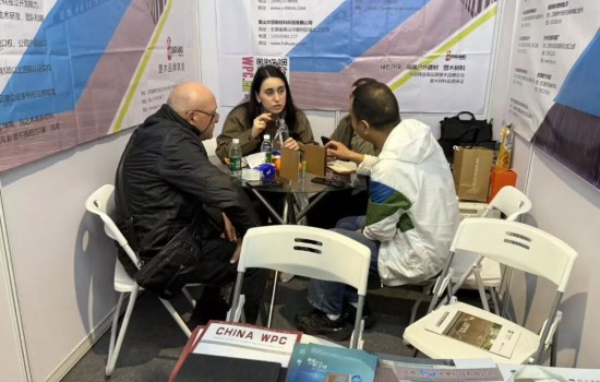 塑木服务平台参加第三十八届国际橡塑展